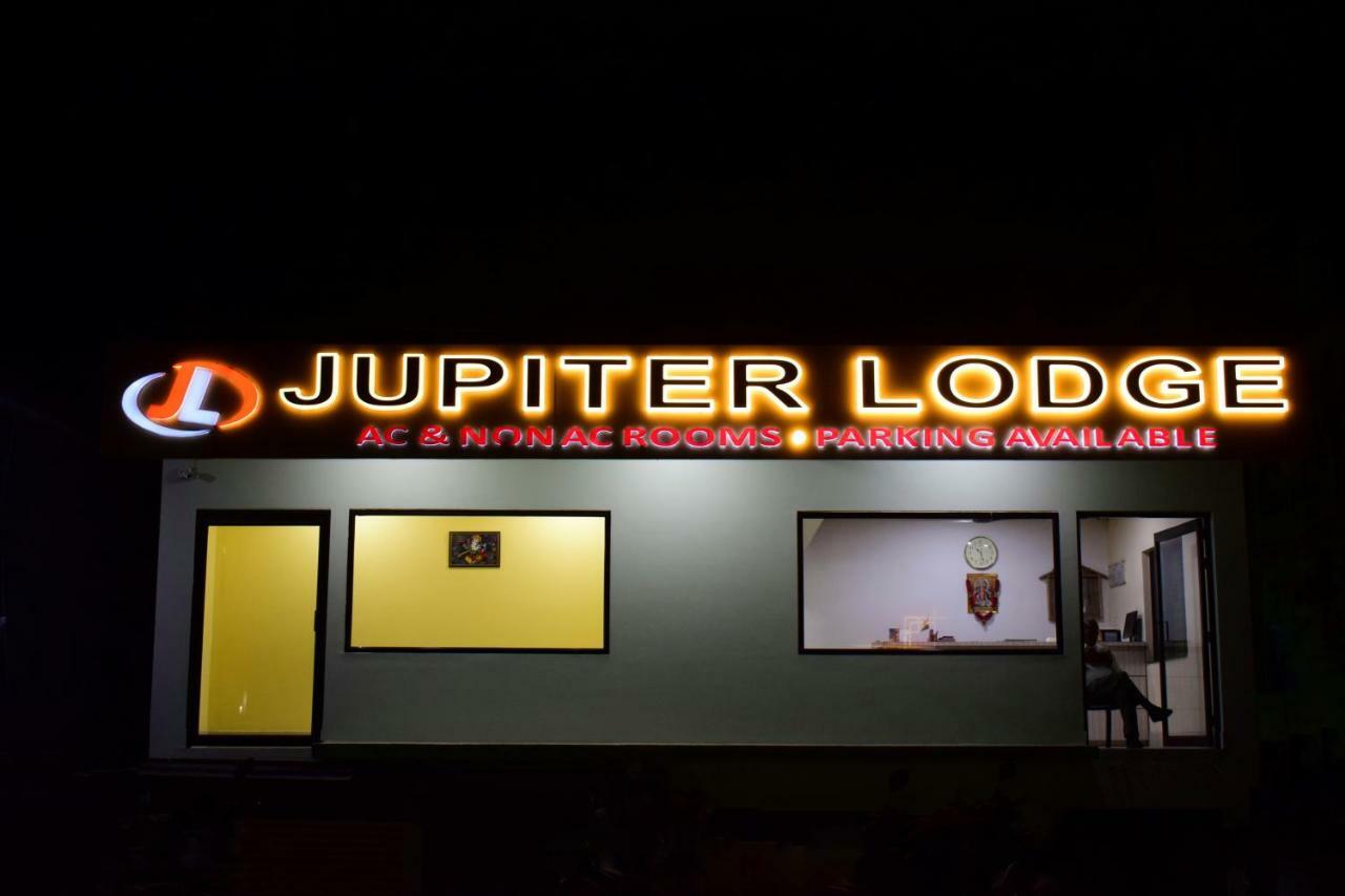 Jupiter Lodge Siliguri Buitenkant foto